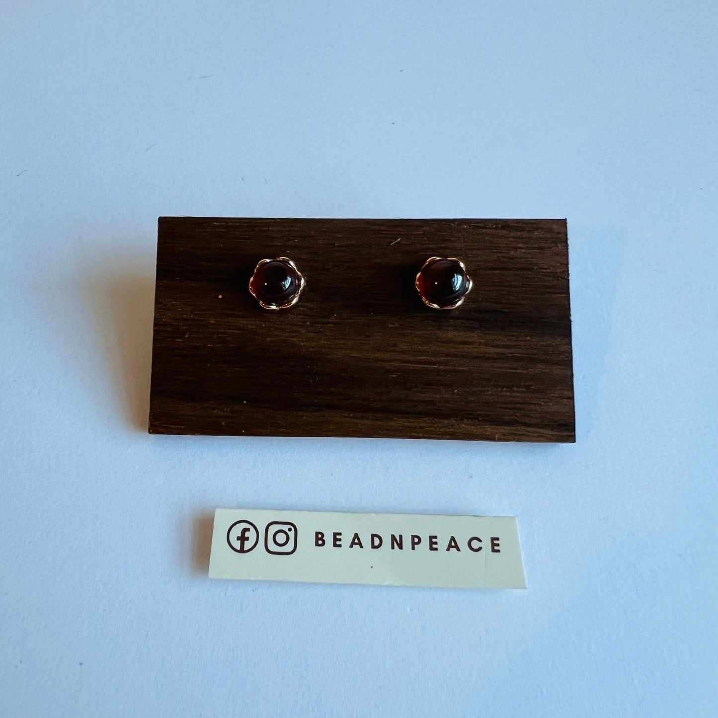 Lustre Earring | Garnet Flower